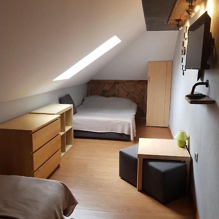 Na Stawach Guest House Stryszow Exterior photo